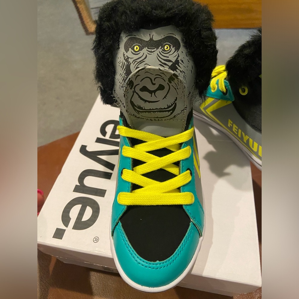 New! Feiyue boys gorilla 🦍 shoes Sz 12